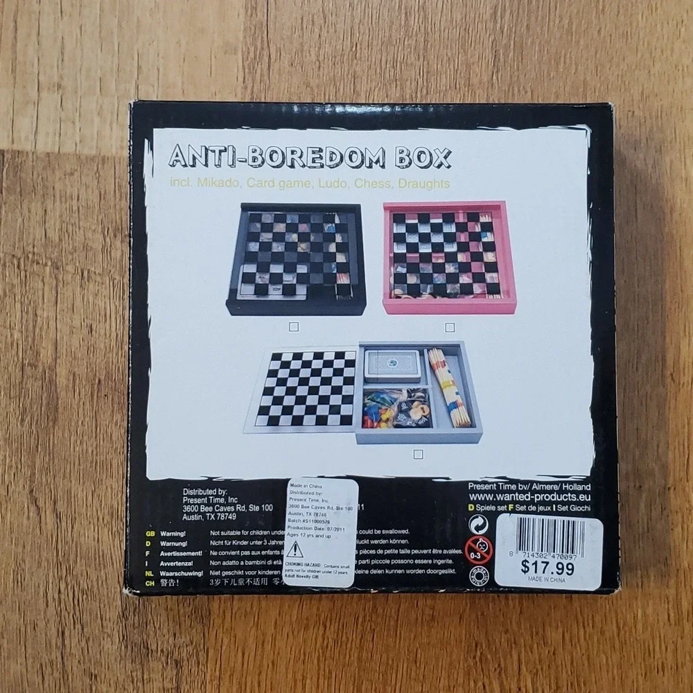 NEW Anti Boredom Box with 5 Games‎